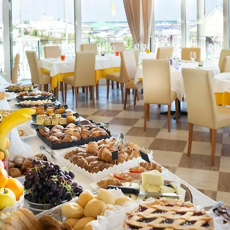 Orizzonte Hotel 4*