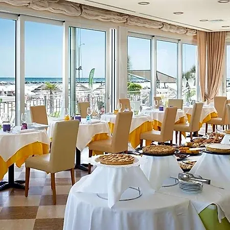 Orizzonte Hotel 4*